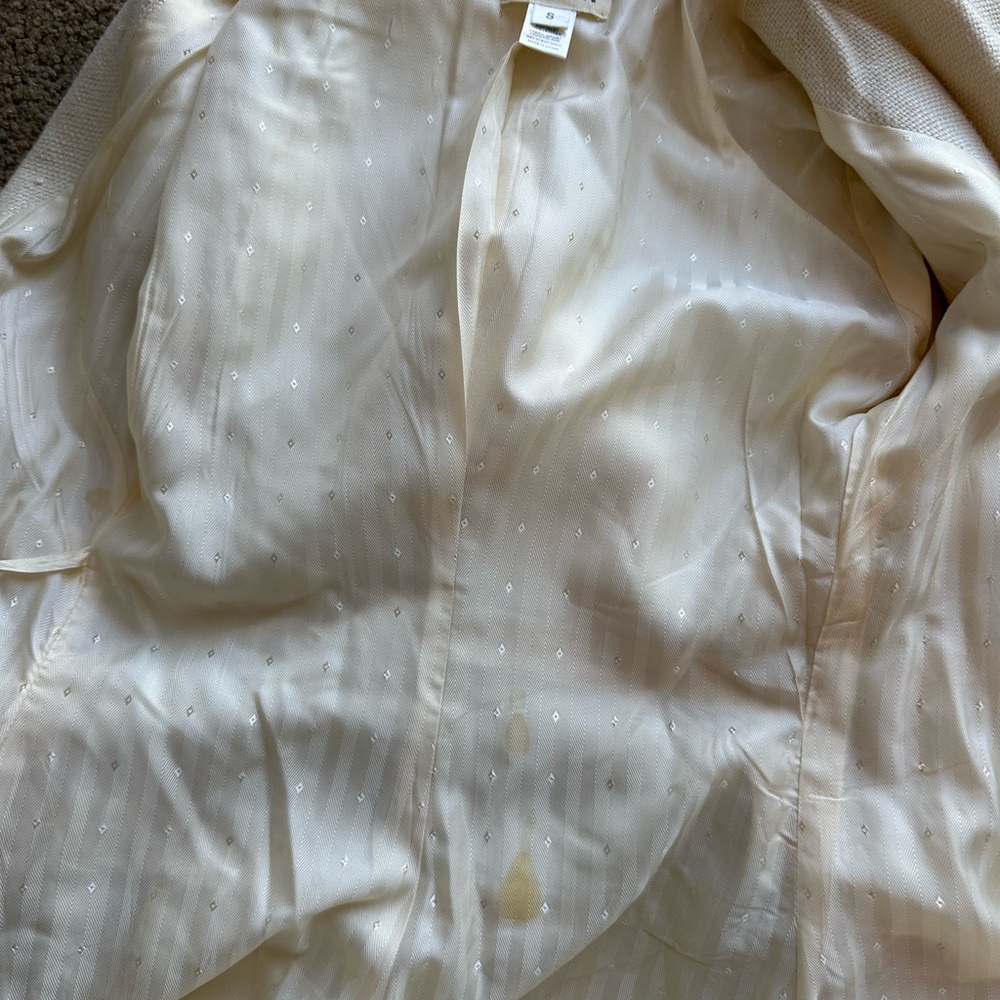 Yaya Linen Coat - Picture 8 of 14